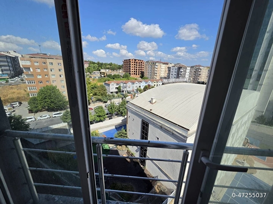 HAYATPARK 4 SATILIK 2+1 DAİRE TEMİZ TAPULU Boş Esenyurt görseli